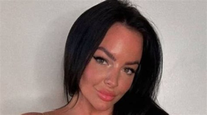 coral sharon net worth