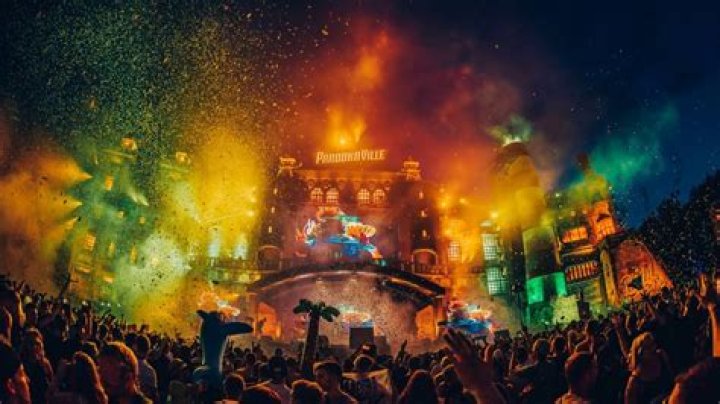 Epic Electro House Drops 2020 - Summer Festival Music Mix - best house songs with bass drops