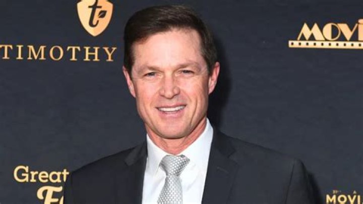 Eric Close Philanthropy and Volunteering