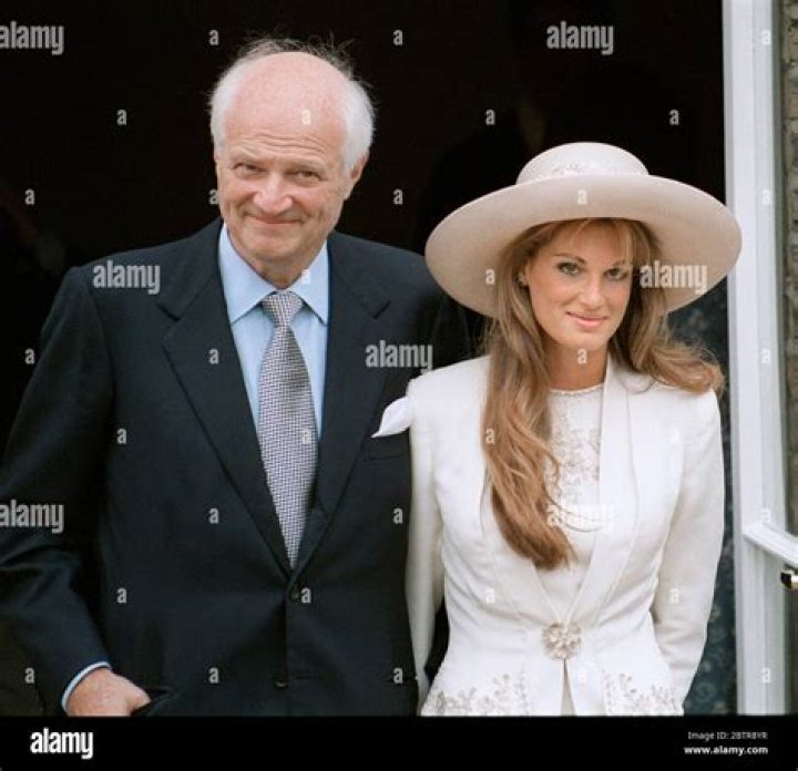 James Goldsmith James Goldsmith