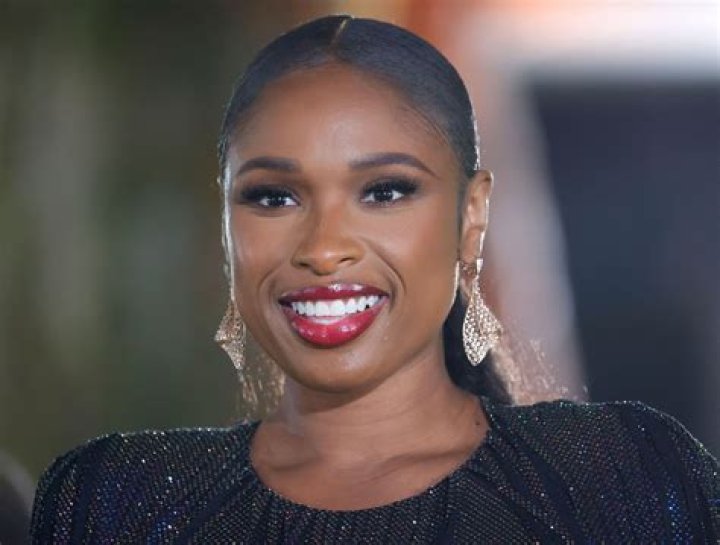 Jennifer Hudson's O Holy Night - x factor jeff gutt o holy night