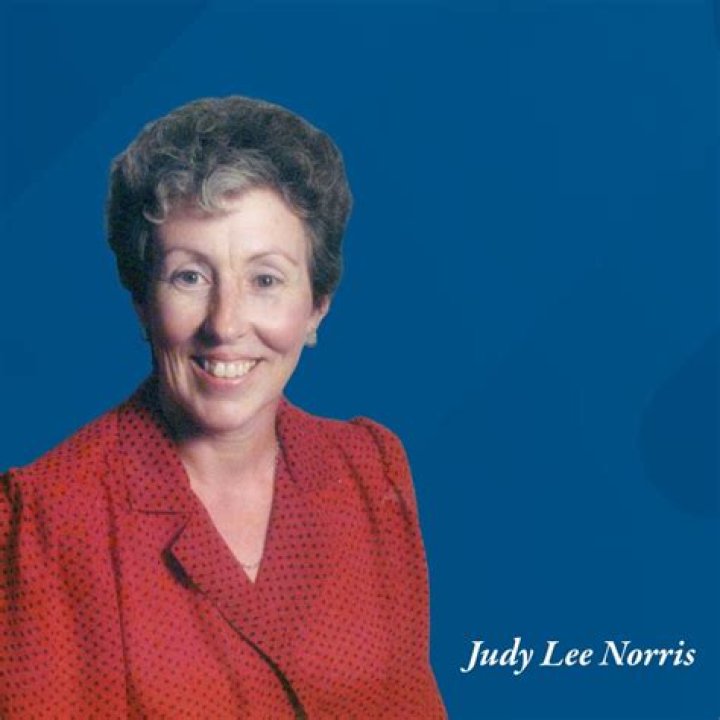 Lee Norris Education