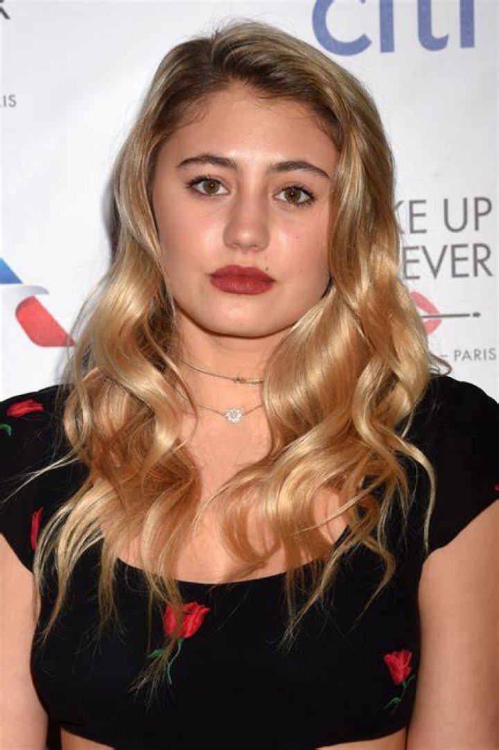 Lia Marie Johnson's Photo