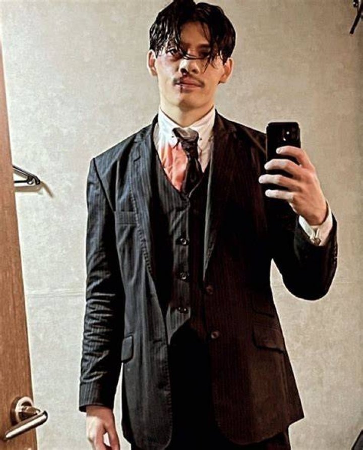 Lucius Hoyos