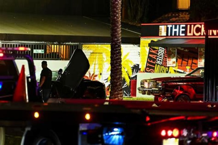 Multiple gunshots at music fest near Mandalay Bay Casino in Las Vegas - mexican cartel music with gunshots