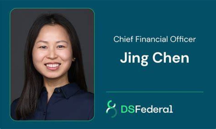 yang chen chen financial status yang chen chen financial status