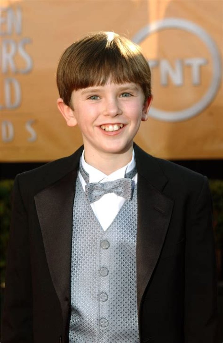 Young Freddie Highmore